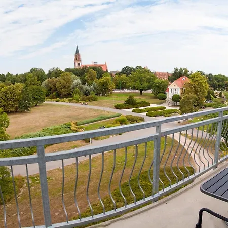 호텔 Parkhotel 노이브란덴부르크