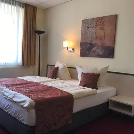 호텔 Parkhotel 노이브란덴부르크