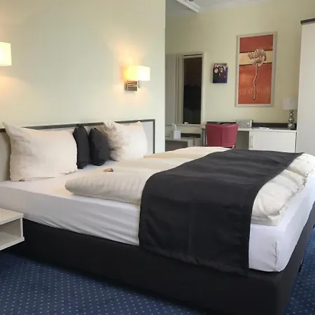 Parkhotel 노이브란덴부르크